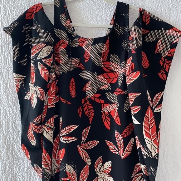 August Silk Cold Shoulder Butterfly Sleeves Midi Dress - Picture 1 of 12